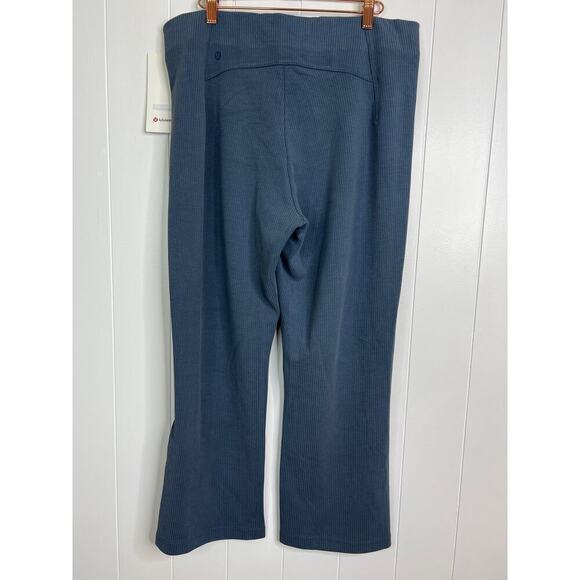 Lululemon Ribbed Softstreme Zip Leg High Rise Crop 25" in Gray/Blue Size 14 NWT - Picture 5 of 8